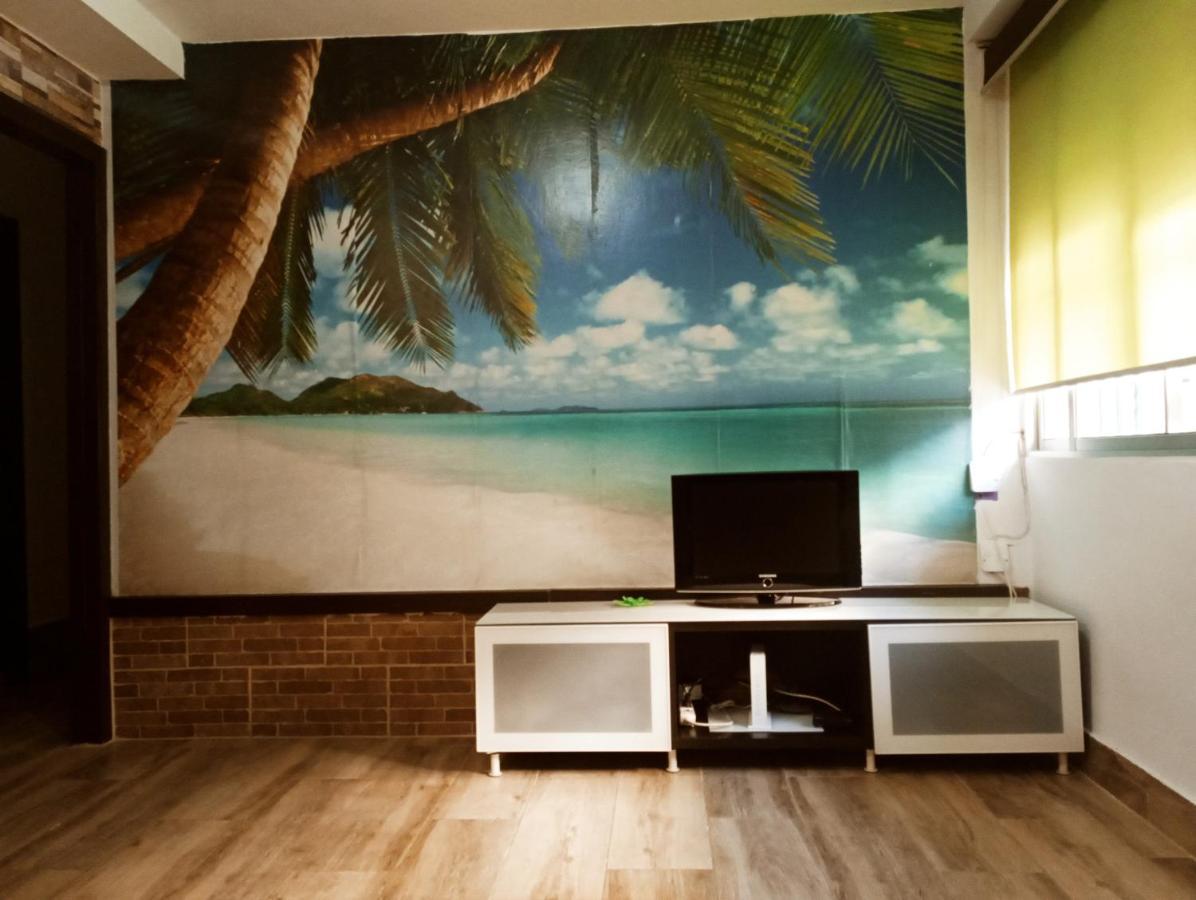 Precioso Apartamento 3 Habitaciones. Con Patio. Camas Extérieur photo