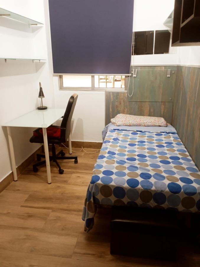 Precioso Apartamento 3 Habitaciones. Con Patio. Camas Extérieur photo